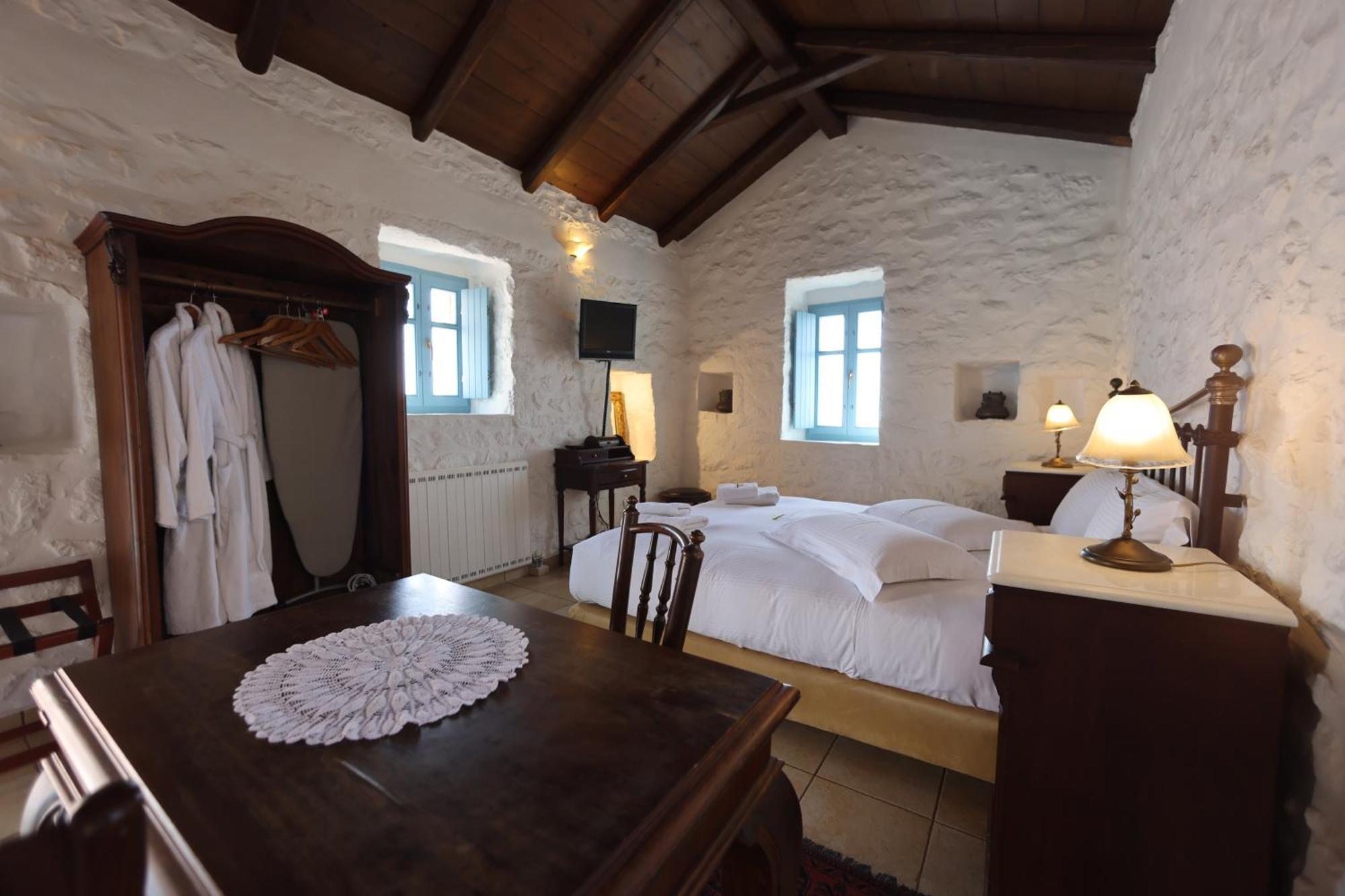 Lithos Stone Suites Areopoli Camera foto